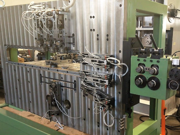 DML-1